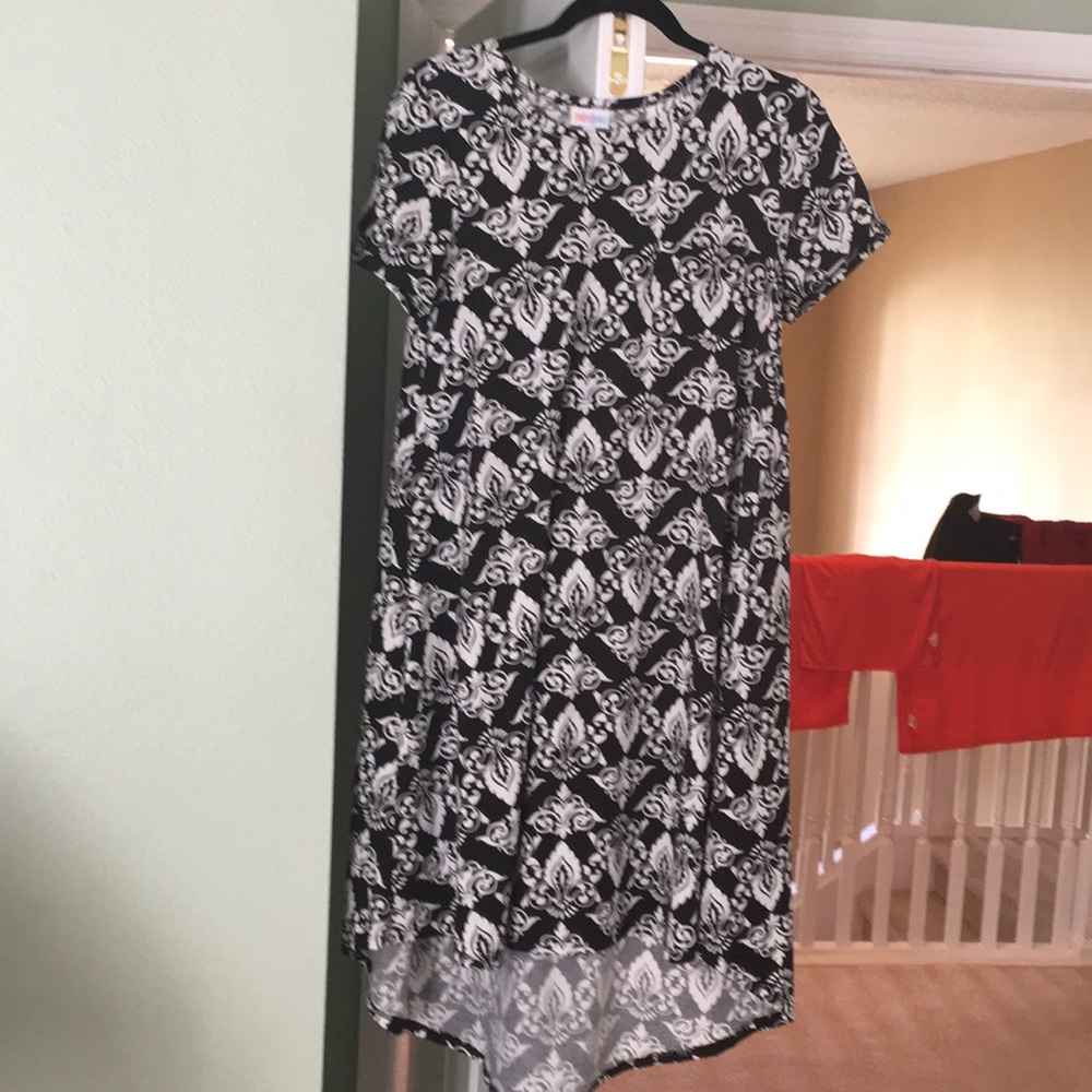 Lularoe Carly Dress size XS EUC.